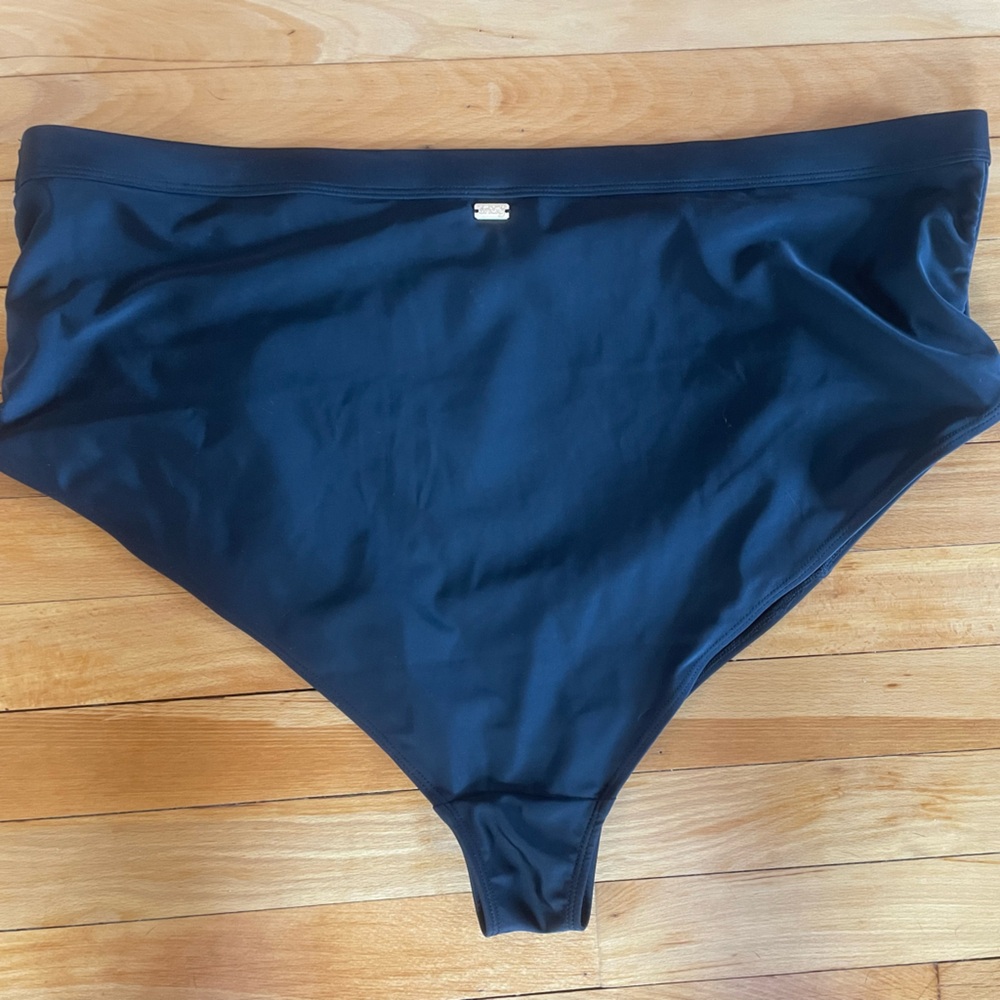 Snag Tights Chosen Wisely Bikini Bottom in Black - Picture 3 of 3